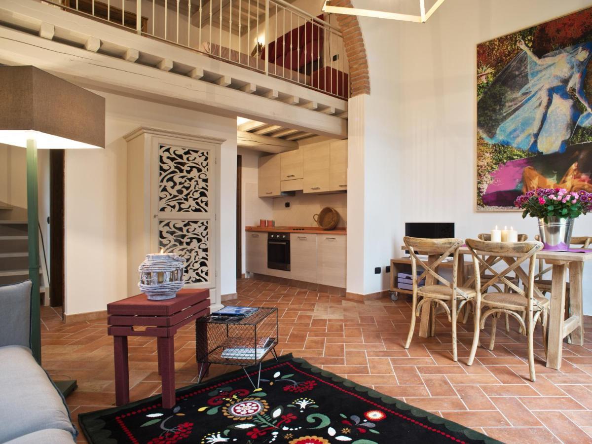 San Ruffino Apartments Lari Bagian luar foto