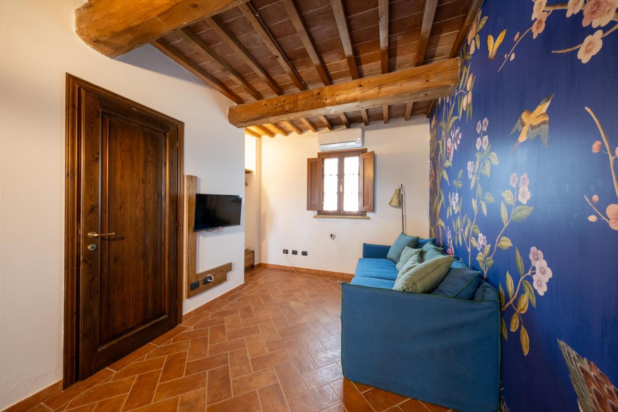 San Ruffino Apartments Lari Bagian luar foto
