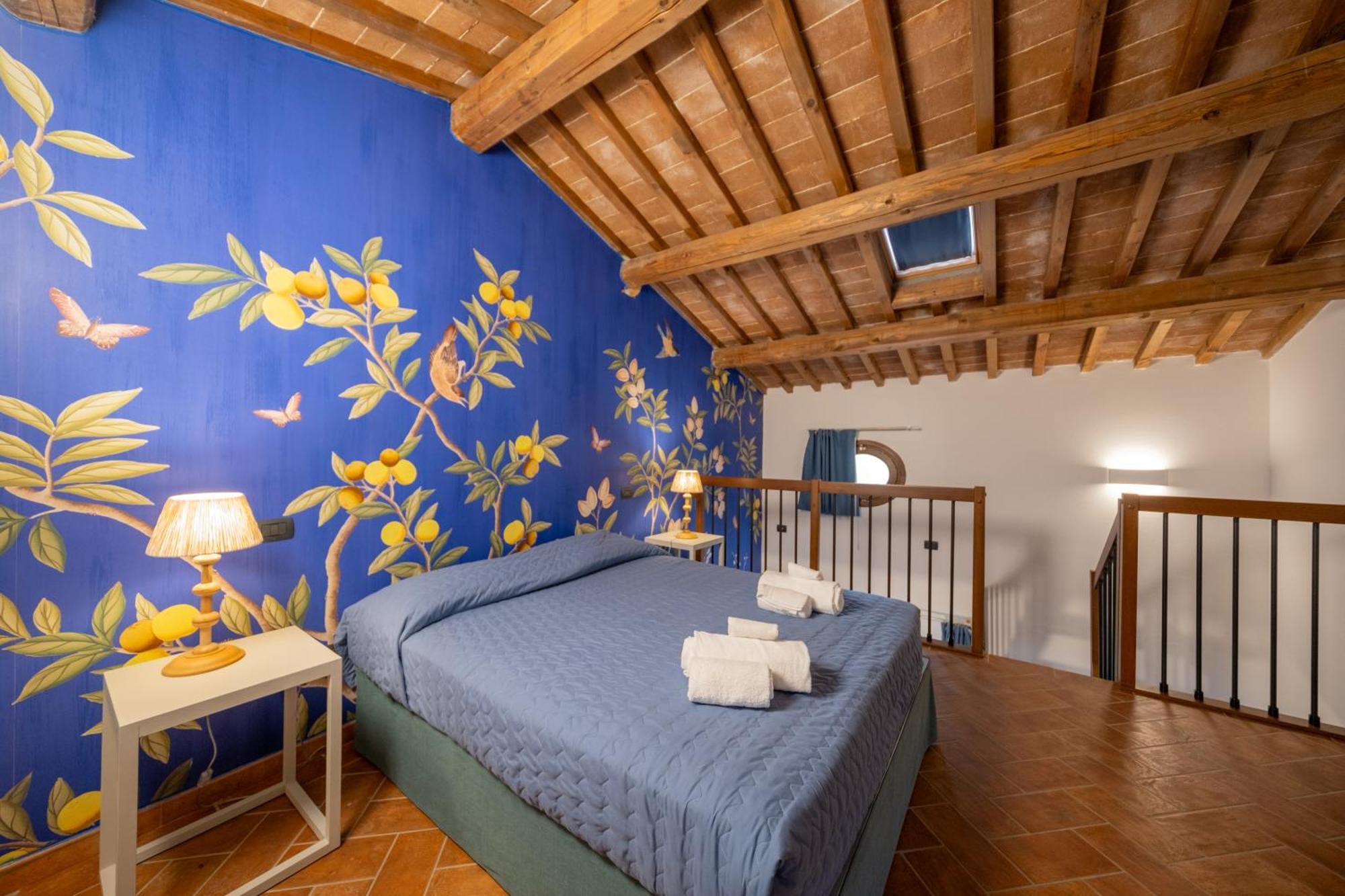 San Ruffino Apartments Lari Bagian luar foto