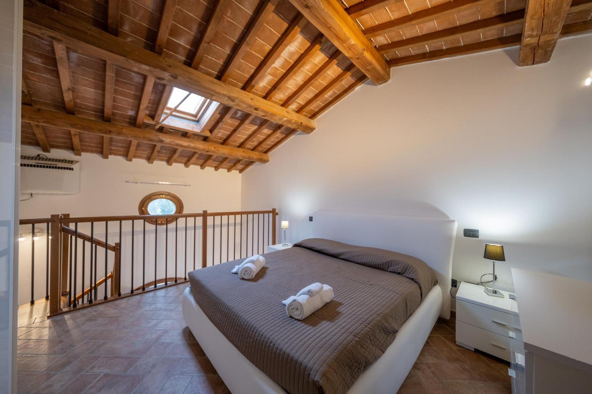 San Ruffino Apartments Lari Bagian luar foto