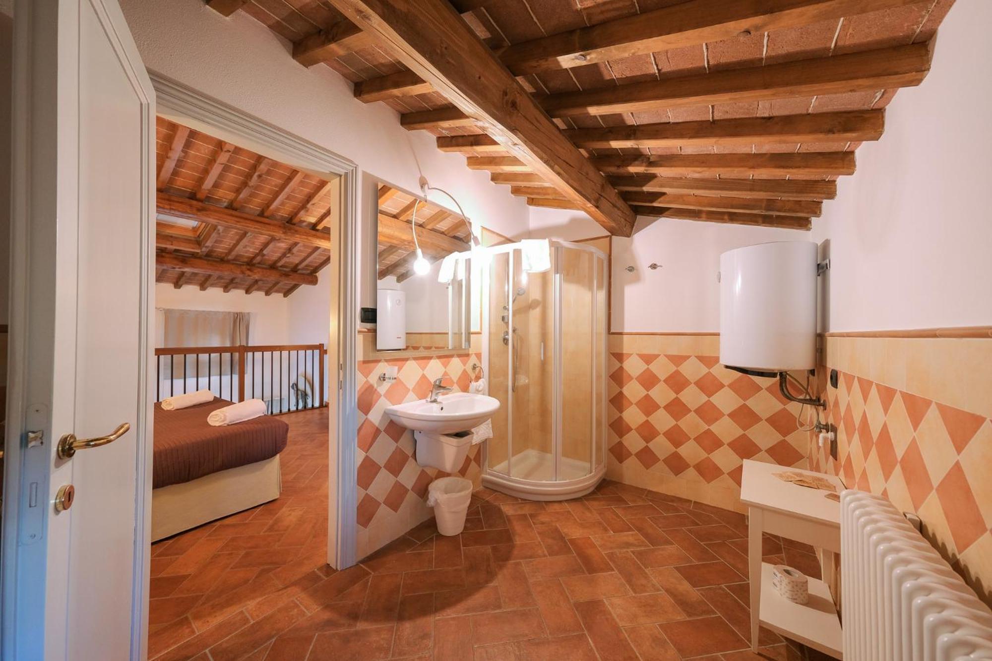 San Ruffino Apartments Lari Bagian luar foto