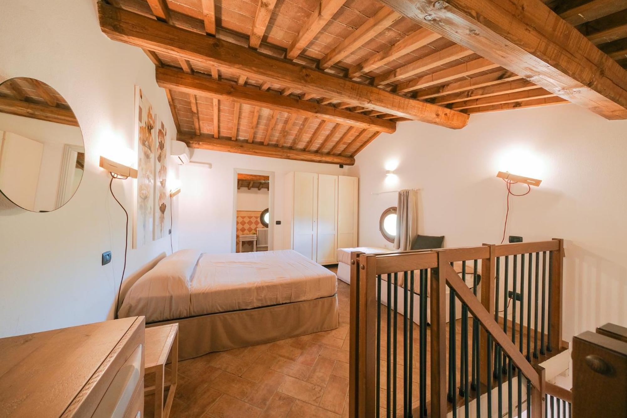 San Ruffino Apartments Lari Bagian luar foto