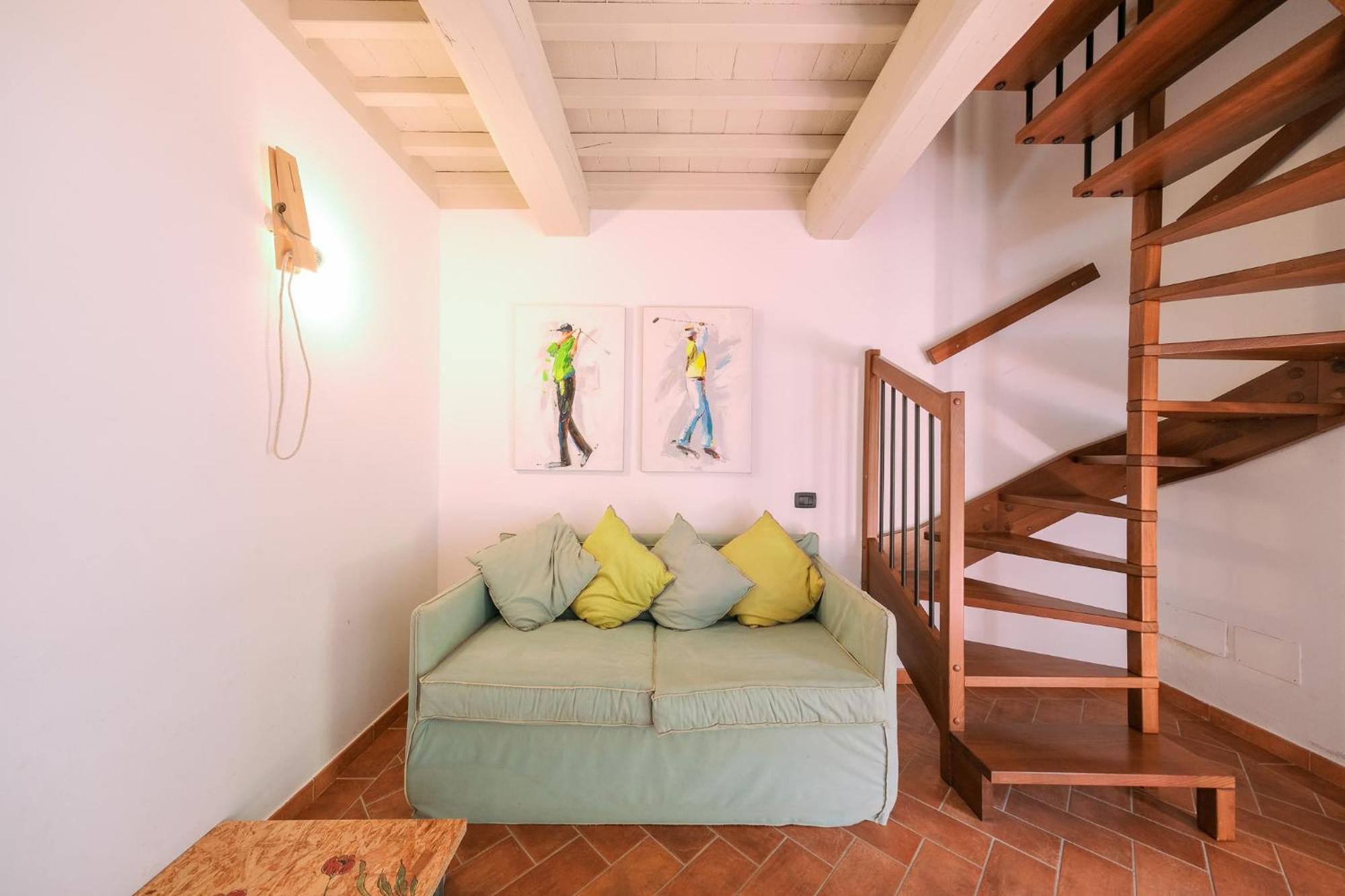San Ruffino Apartments Lari Bagian luar foto