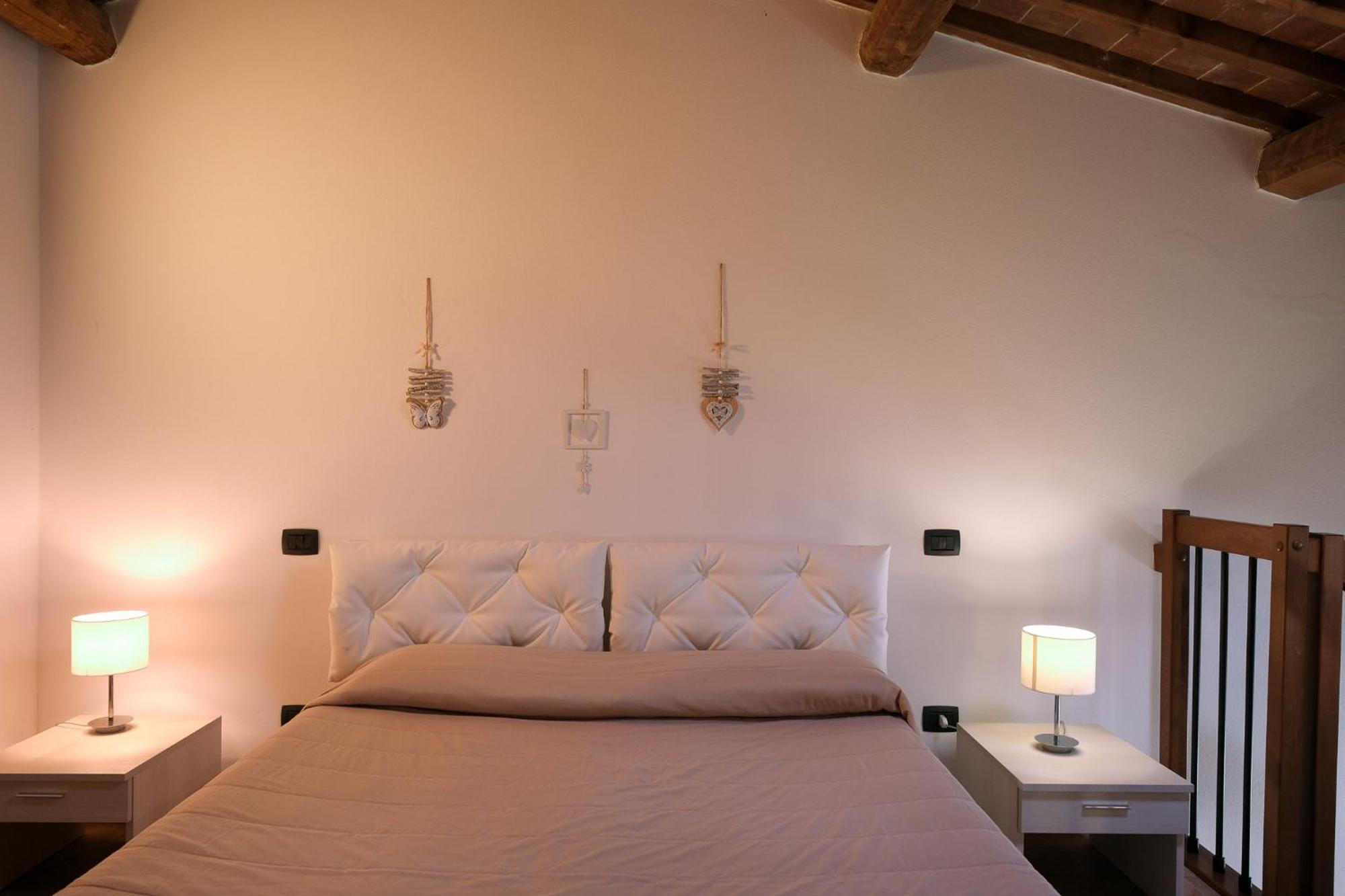 San Ruffino Apartments Lari Bagian luar foto